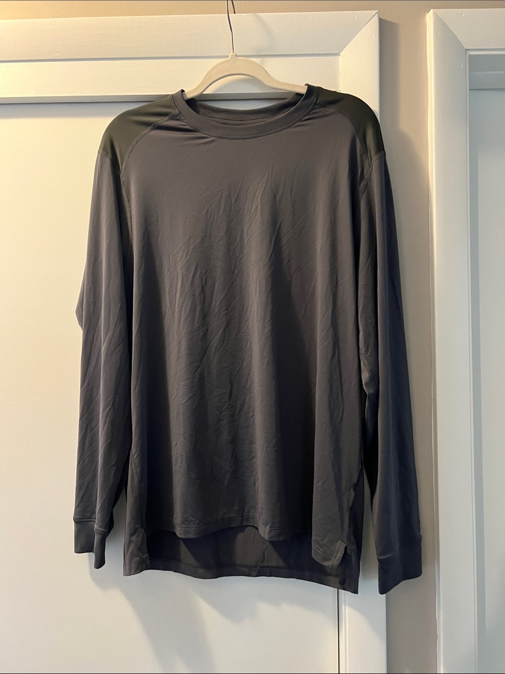 Duluth Trading Men's Long Sleeve Crew Neck Shirt - Dark Gray